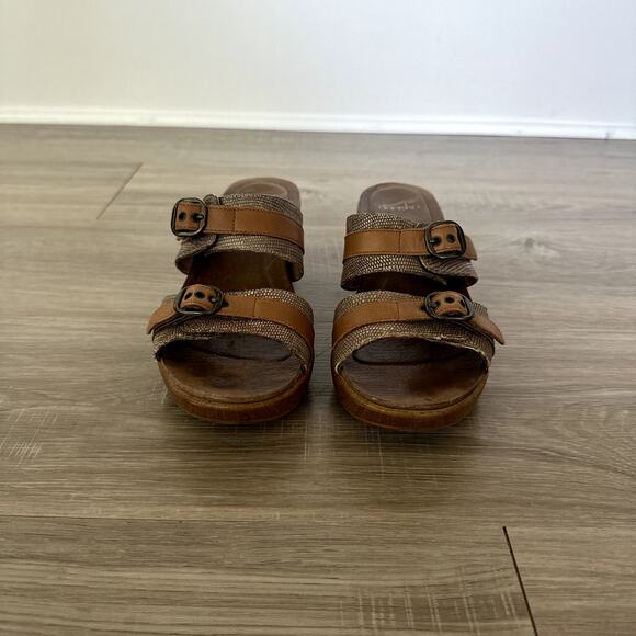 Dansko Jessie Sand Lizard Sandal Slip On Snakeskin Cognac 39 Clog Sandals - Picture 2 of 9